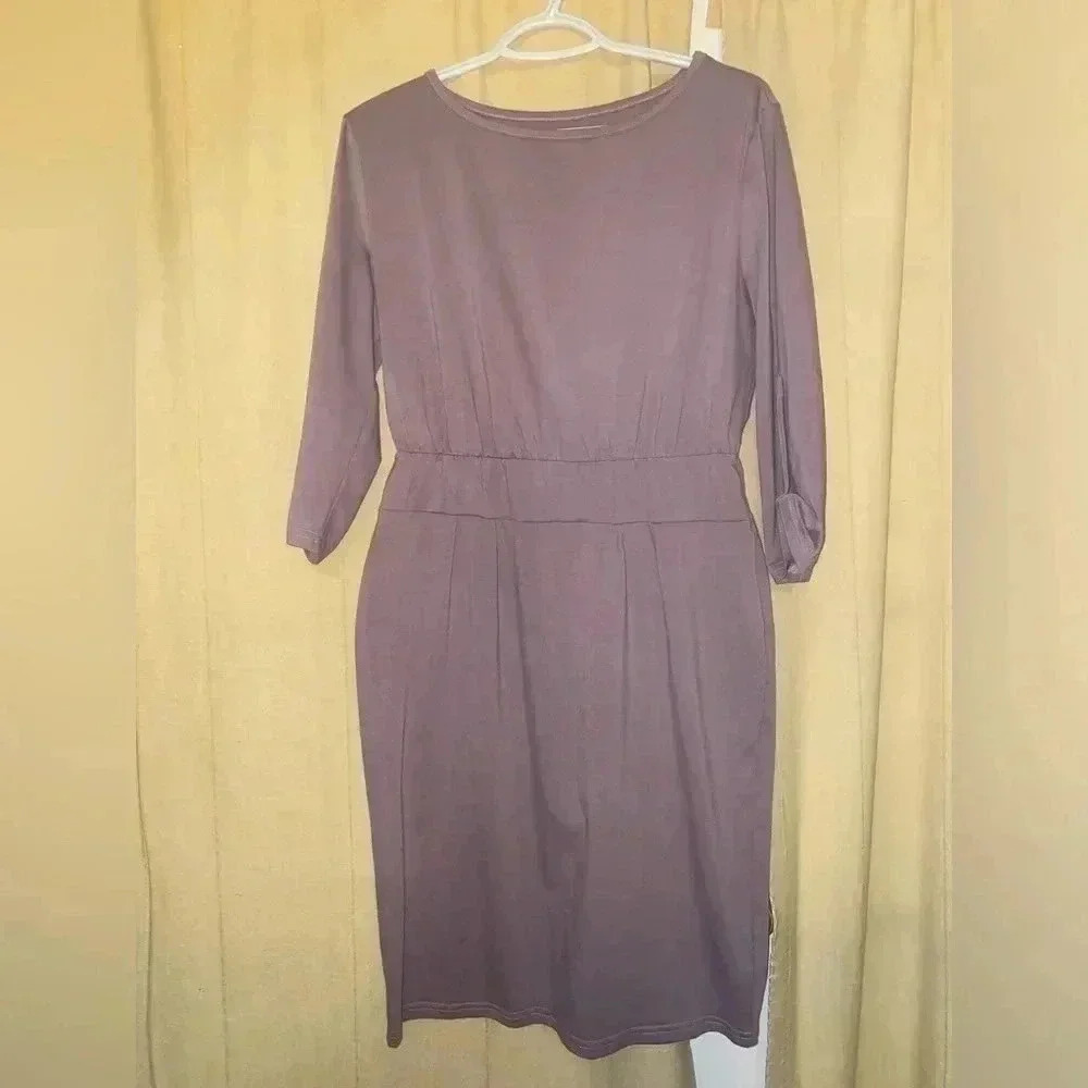 🏵️ Casual soft  touch dress 👗 perfect for spring & summer 🏵️